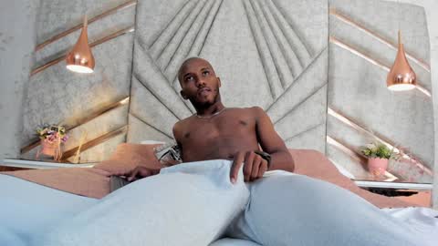 James  online show from February 5, 2025, 3:20 pm