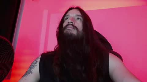 Snapshot of jamesvladi chatting on January 23, 2025, 1:19 am vlad online show from January 23, 2025, 1:19 am