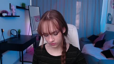 jamie_chung online show from April 11, 2026, 3:11 am