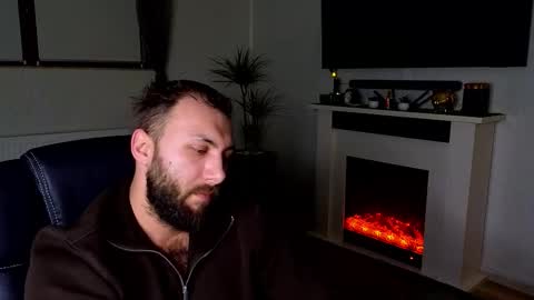 Snapshot of jamienoxus chatting on January 16, 2026, 6:28 am Robbie online show from January 16, 2026, 6:28 am