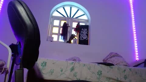 Jammes. online show from November 7, 2025, 3:01 pm