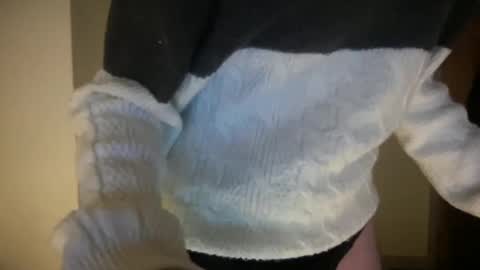 Snapshot of jamsix chatting on January 5, 2025, 10:08 pm Jamsix online show from January 5, 2025, 10:08 pm