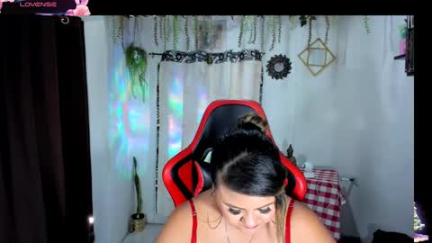 jan_milkhot online show from December 30, 2024, 5:02 pm