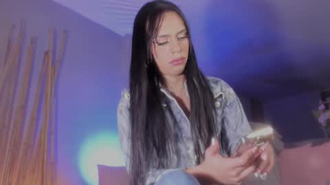 Danna varisheli online show from February 16, 2025, 4:53 am