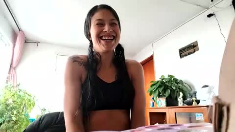 Snapshot of janariivera1 chatting on October 9, 2025, 7:01 pm janariivera1 online show from October 9, 2025, 7:01 pm