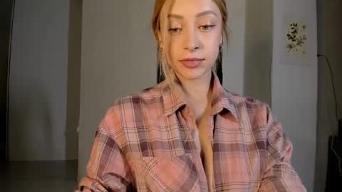 Snapshot of jane_bright chatting on February 9, 2025, 8:02 pm Jane online show from February 9, 2025, 8:02 pm