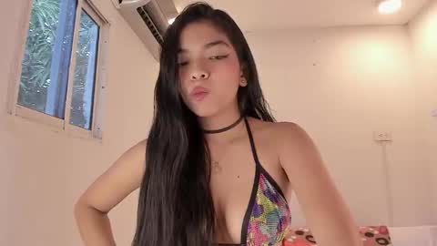 Snapshot of jane_monttgomery chatting on December 5, 2024, 8:00 pm Jane M online show from December 5, 2024, 8:00 pm