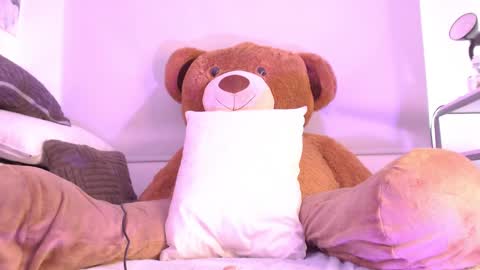 Jane online show from February 12, 2025, 7:35 pm