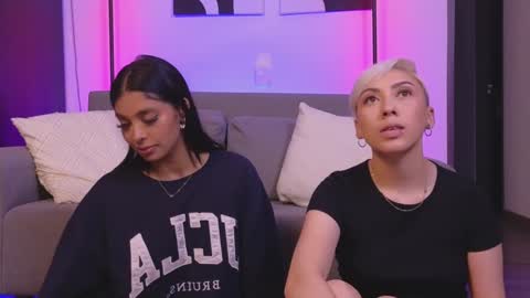 Snapshot of janehart_ chatting on December 5, 2024, 5:37 am Jane online show from December 5, 2024, 5:37 am