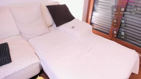 JaneLyrne online show from March 1, 2026, 12:18 pm