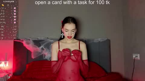 janepaxton_ online show from October 24, 2025, 4:58 pm