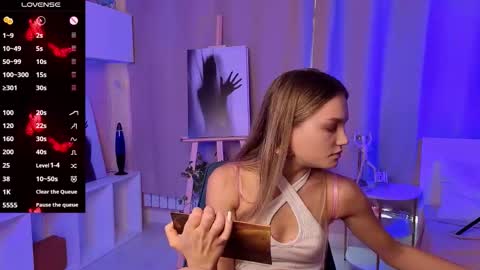 Hi Im Alice and here youll find something online show from November 2, 2025, 6:16 am