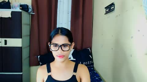 janice_143 online show from May 14, 2026, 3:08 pm