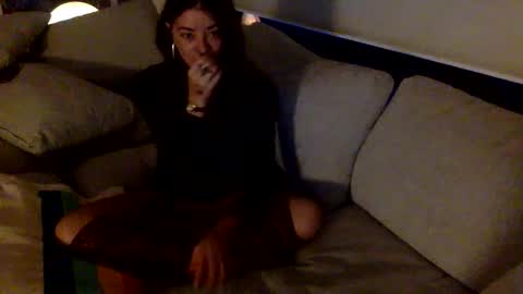 janicepepper online show from December 14, 2025, 2:22 pm