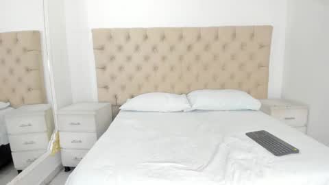 Snapshot of janneblossom chatting on September 9, 2025, 8:41 pm Janne online show from September 9, 2025, 8:41 pm