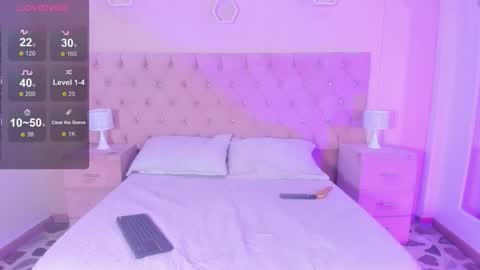 Janne  online show from November 12, 2025, 9:25 pm