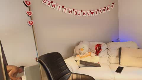 janomar01 online show from February 14, 2026, 12:46 pm