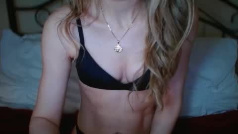 Snapshot of januarydaze chatting on November 2, 2025, 6:38 am the small pp whisperer ball puncher online show from November 2, 2025, 6:38 am