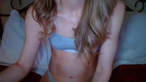 Snapshot of januarydaze chatting on November 7, 2025, 6:46 am the small pp whisperer ball puncher online show from November 7, 2025, 6:46 am