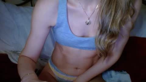 Snapshot of januarydaze chatting on November 14, 2025, 7:18 am the small pp whisperer ball puncher online show from November 14, 2025, 7:18 am