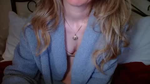 Snapshot of januarydaze chatting on November 26, 2025, 6:47 am the small pp whisperer ball puncher online show from November 26, 2025, 6:47 am