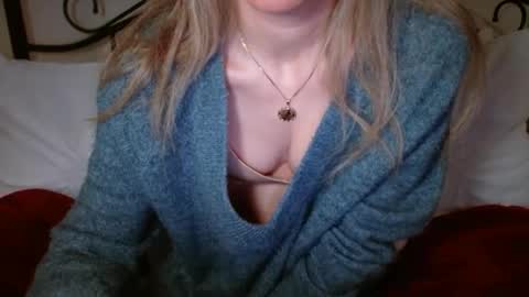 Snapshot of januarydaze chatting on December 16, 2025, 6:07 am the small pp whisperer ball puncher online show from December 16, 2025, 6:07 am