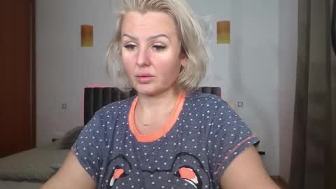 jaqueline88 online show from January 13, 2025, 5:44 am