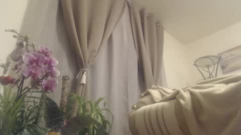 jaqueline88 online show from February 17, 2025, 6:15 pm