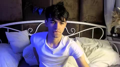 Jaremy online show from November 3, 2025, 9:05 pm