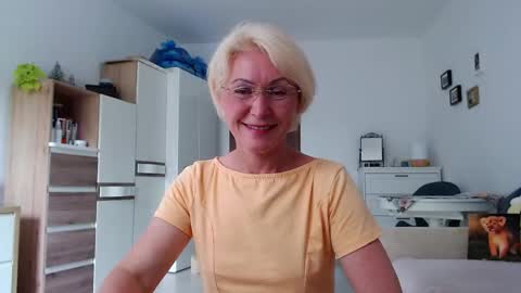 Snapshot of jasmin18v chatting on May 24, 2026, 1:27 pm Jasmin room for people 40 online show from May 24, 2026, 1:27 pm