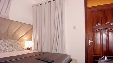 jasmin_melons online show from January 18, 2026, 3:32 am