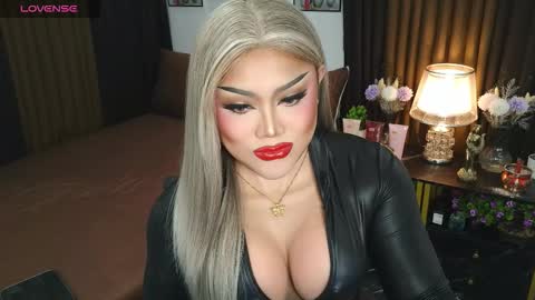 Jasmine Brandy online show from September 15, 2025, 9:59 pm