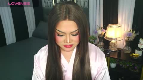 Jasmine Brandy online show from November 10, 2025, 4:06 pm