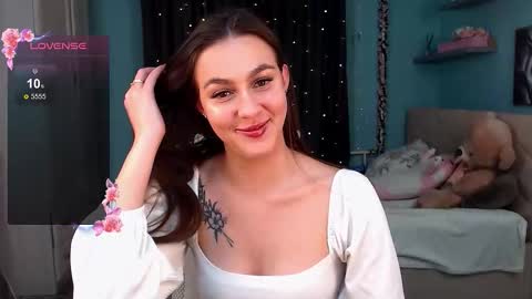 Jasmine online show from October 28, 2025, 9:28 pm