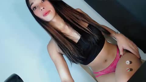 Snapshot of jasmine_on_live chatting on April 28, 2026, 5:56 am CUTE JANNA online show from April 28, 2026, 5:56 am