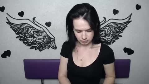 JasmineKouch online show from September 21, 2025, 5:14 pm