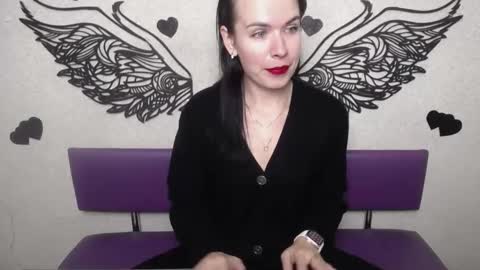 JasmineKouch online show from October 13, 2025, 5:35 pm