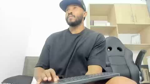 Snapshot of jason_fenix chatting on September 11, 2025, 8:09 pm Jason online show from September 11, 2025, 8:09 pm