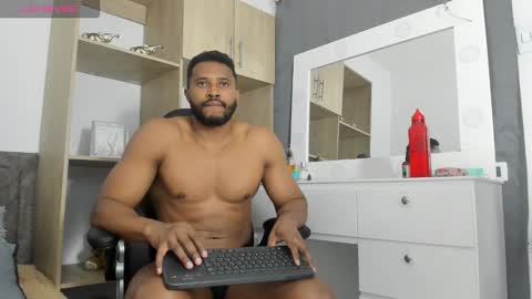 Snapshot of jason_fenix chatting on November 10, 2025, 6:29 pm Jason online show from November 10, 2025, 6:29 pm