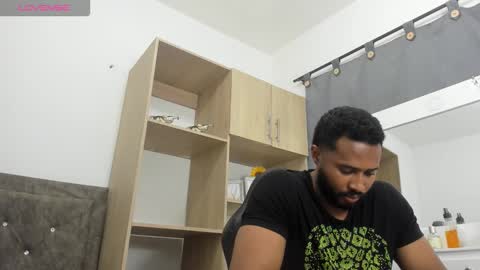 Snapshot of jason_fenix chatting on November 21, 2025, 10:08 pm Jason online show from November 21, 2025, 10:08 pm