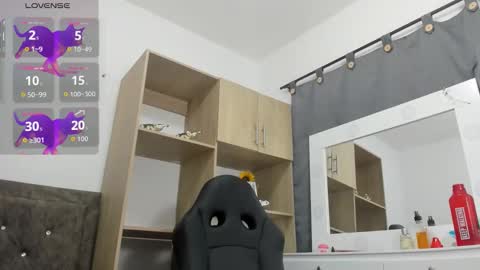 Snapshot of jason_fenix chatting on November 22, 2025, 10:42 pm Jason online show from November 22, 2025, 10:42 pm