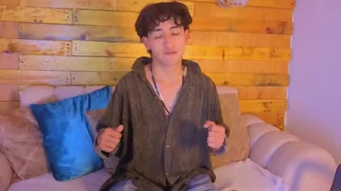 jason_haz3 online show from April 28, 2026, 9:09 pm