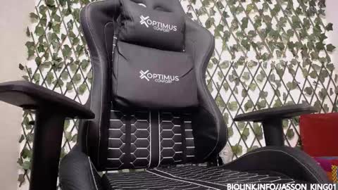 JKing  online show from October 15, 2025, 10:15 am