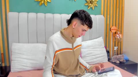 J A S S O N  online show from December 23, 2024, 12:41 pm