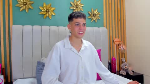 J A S S O N  online show from December 31, 2024, 12:46 pm