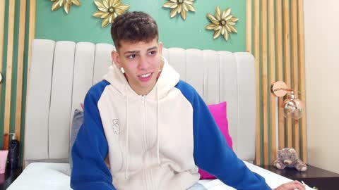 J A S S O N  online show from January 14, 2025, 12:45 pm