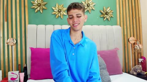 J A S S O N  online show from January 16, 2025, 1:04 pm