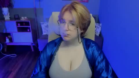 Katerina online show from November 3, 2025, 8:21 pm