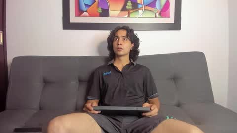 jave_rave online show from November 17, 2025, 12:33 pm