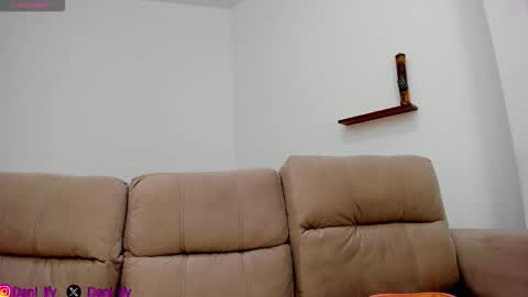 dani and javi online show from October 16, 2025, 11:39 pm